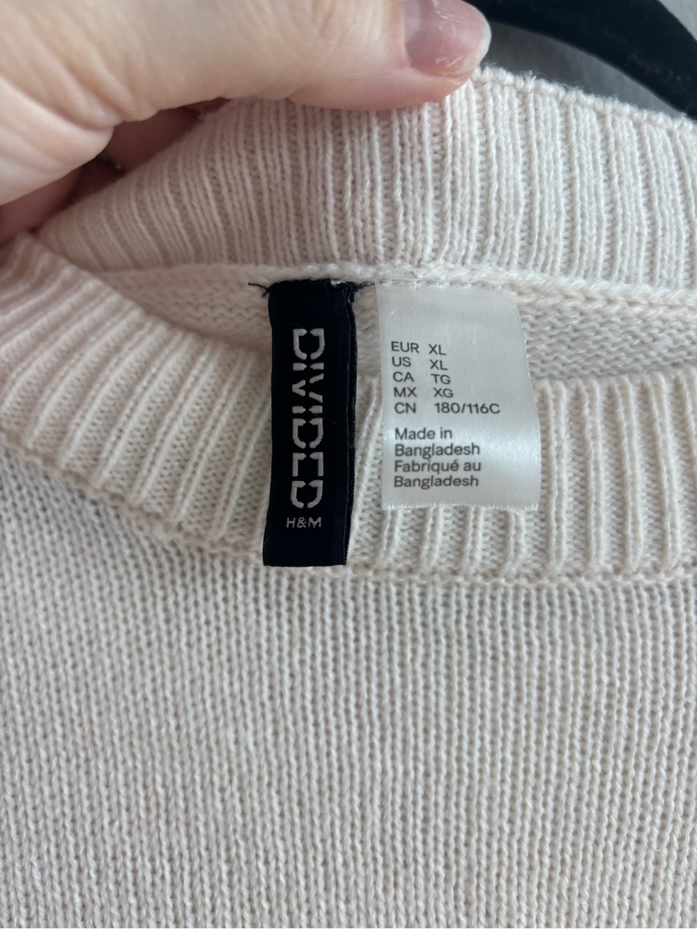 š¤Striped Sweater - Picture 4 of 8